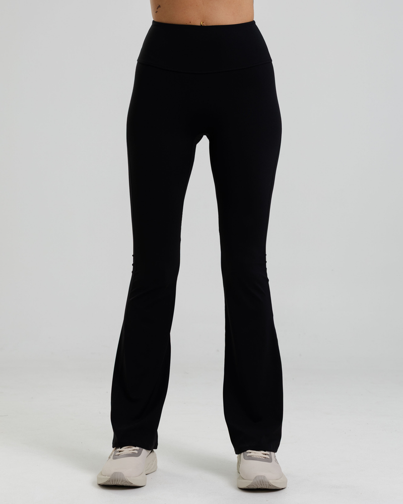 Essence Flared Pant