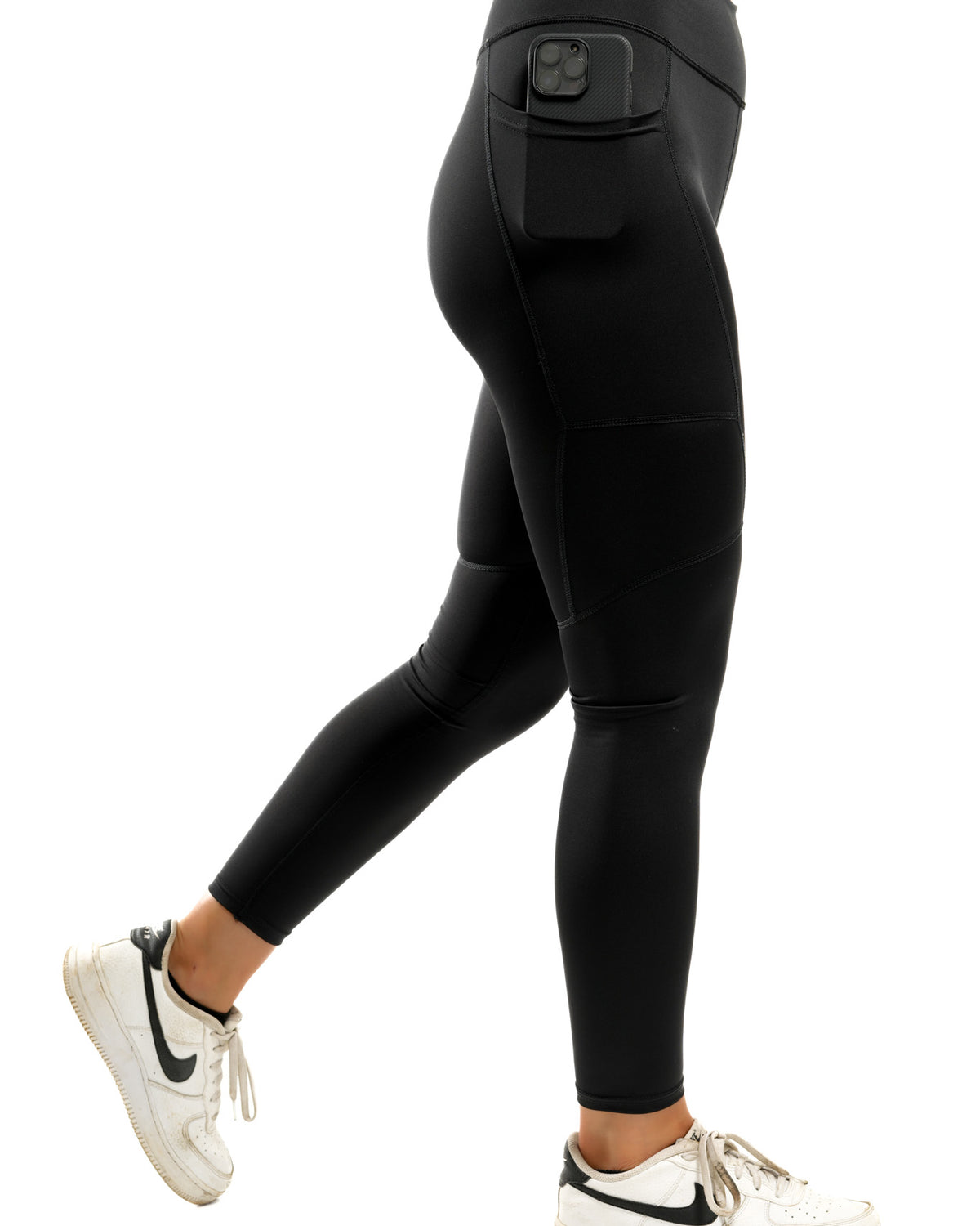 Essential Pocket Legging