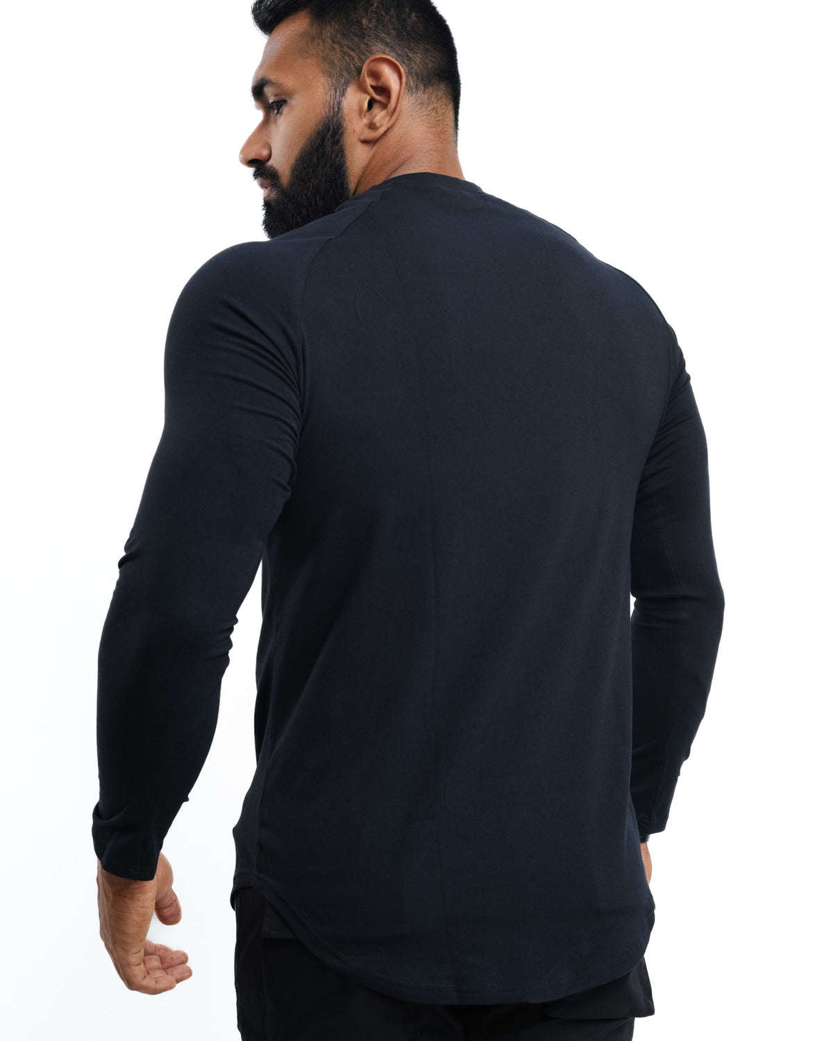 Italic Essential Long Sleeve Tee - V3