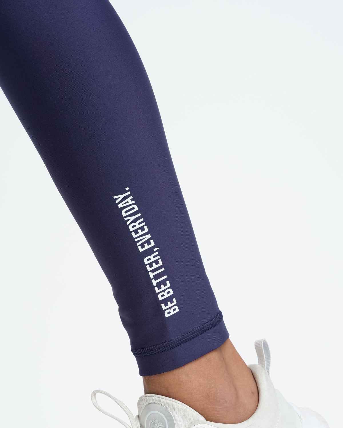 Refined Hi-Rise Legging – image 14
