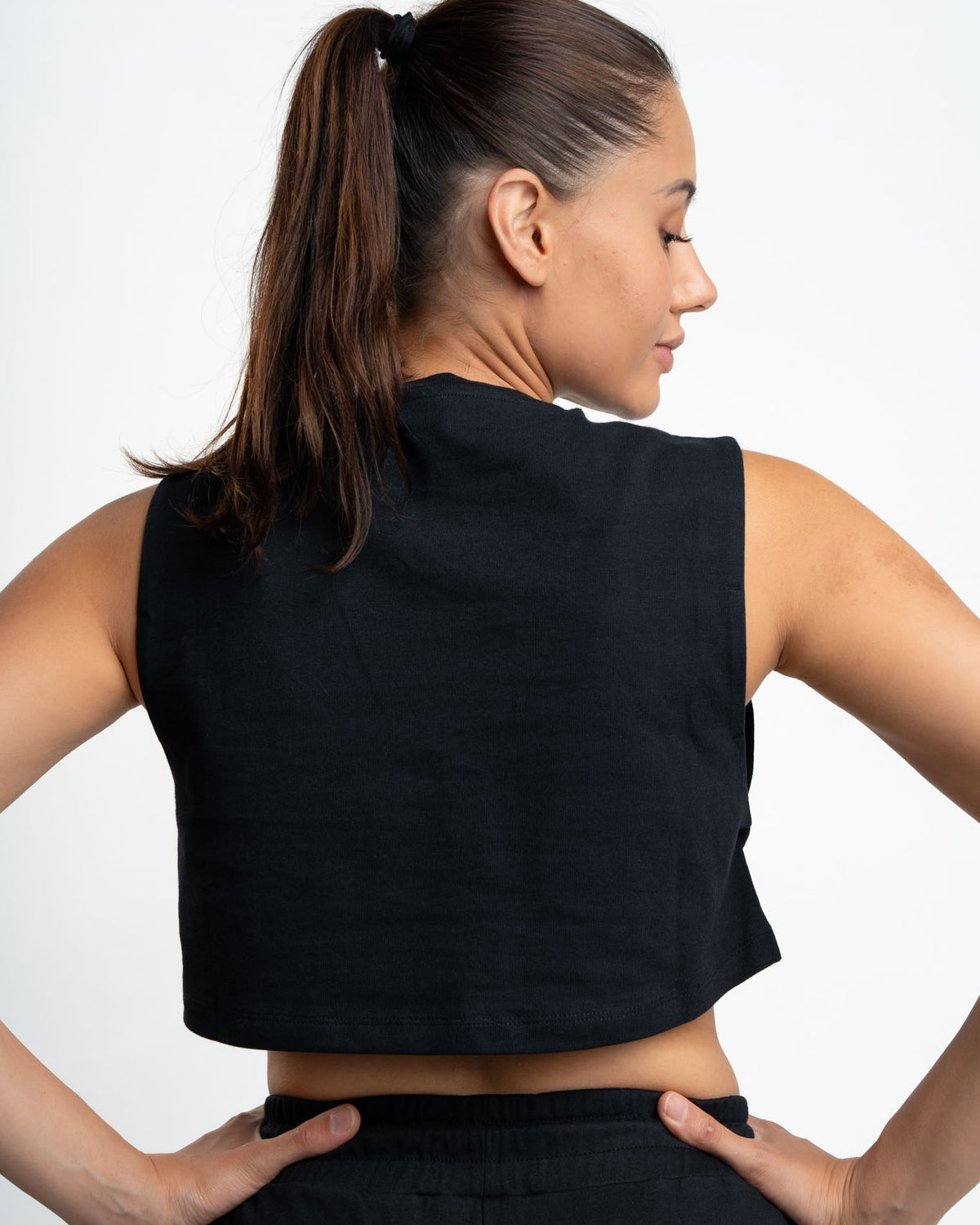 Essential Cut off Crop