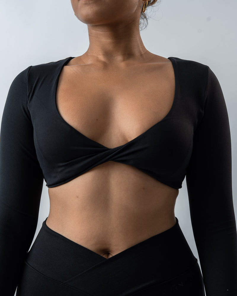 Classic Twist Long Sleeve Crop