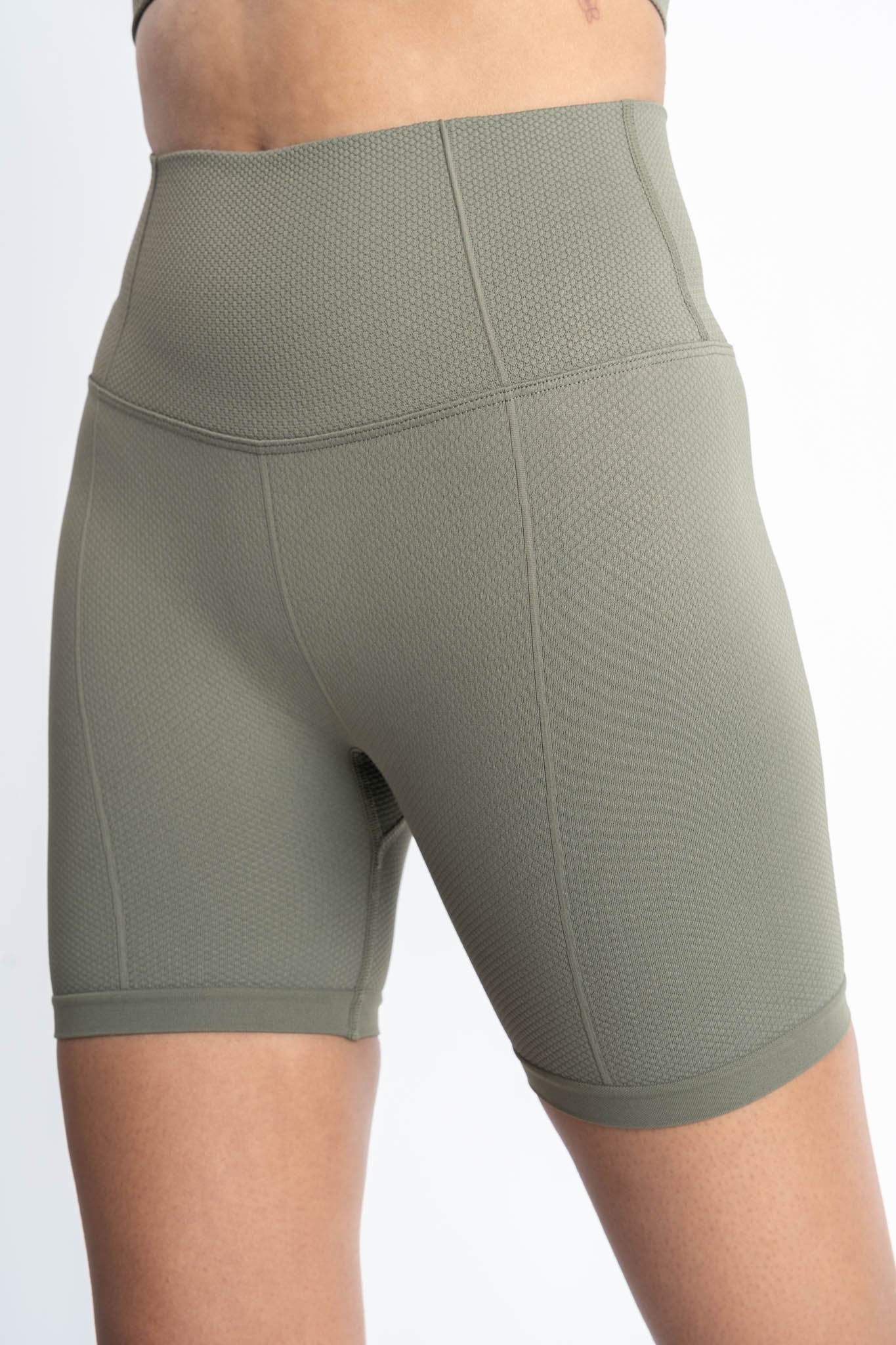 Knit Seamless Biker Short – Carnage