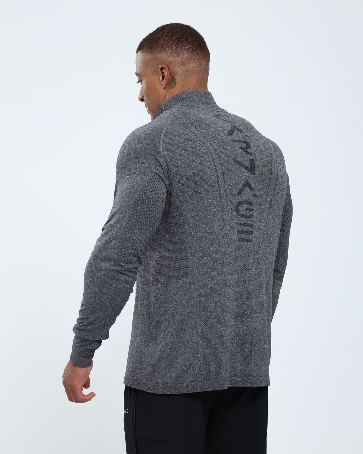 Seamless 1/4 Zip Up Long Sleeve Tee