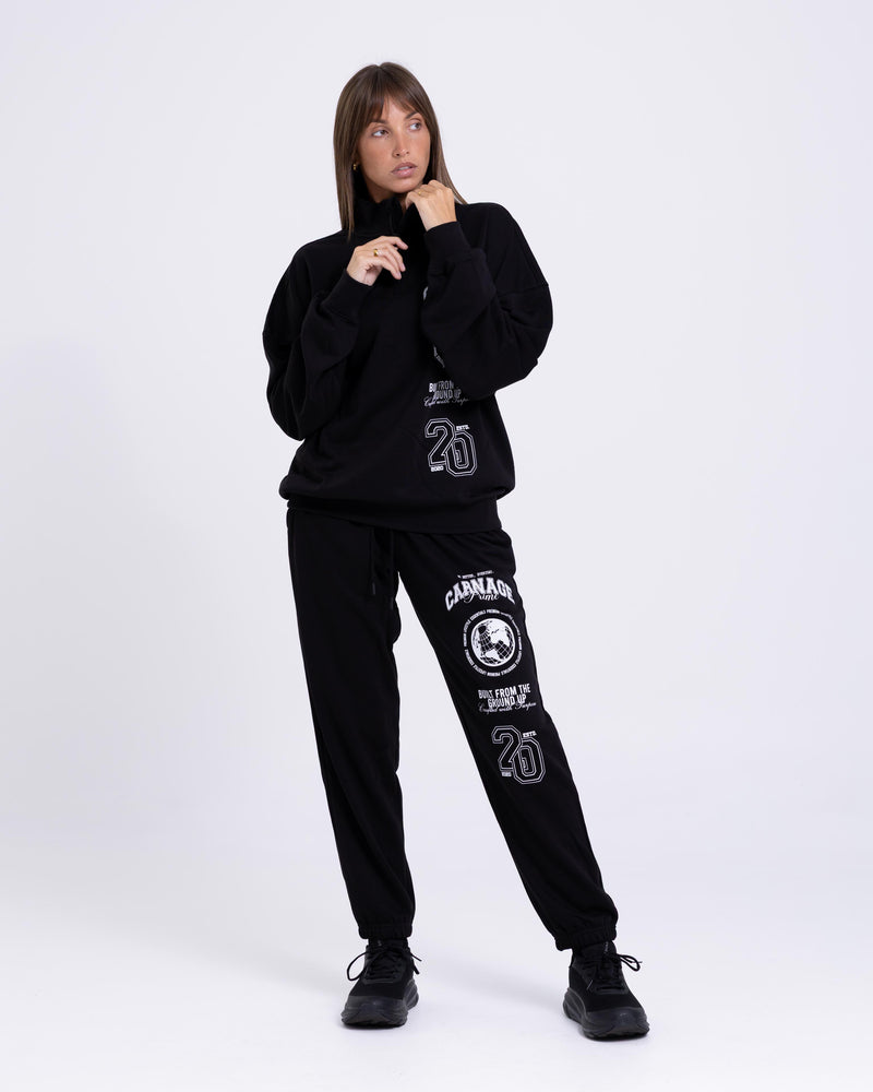 Globe Stride 2.0 1/4 Zip Up Sweatshirt