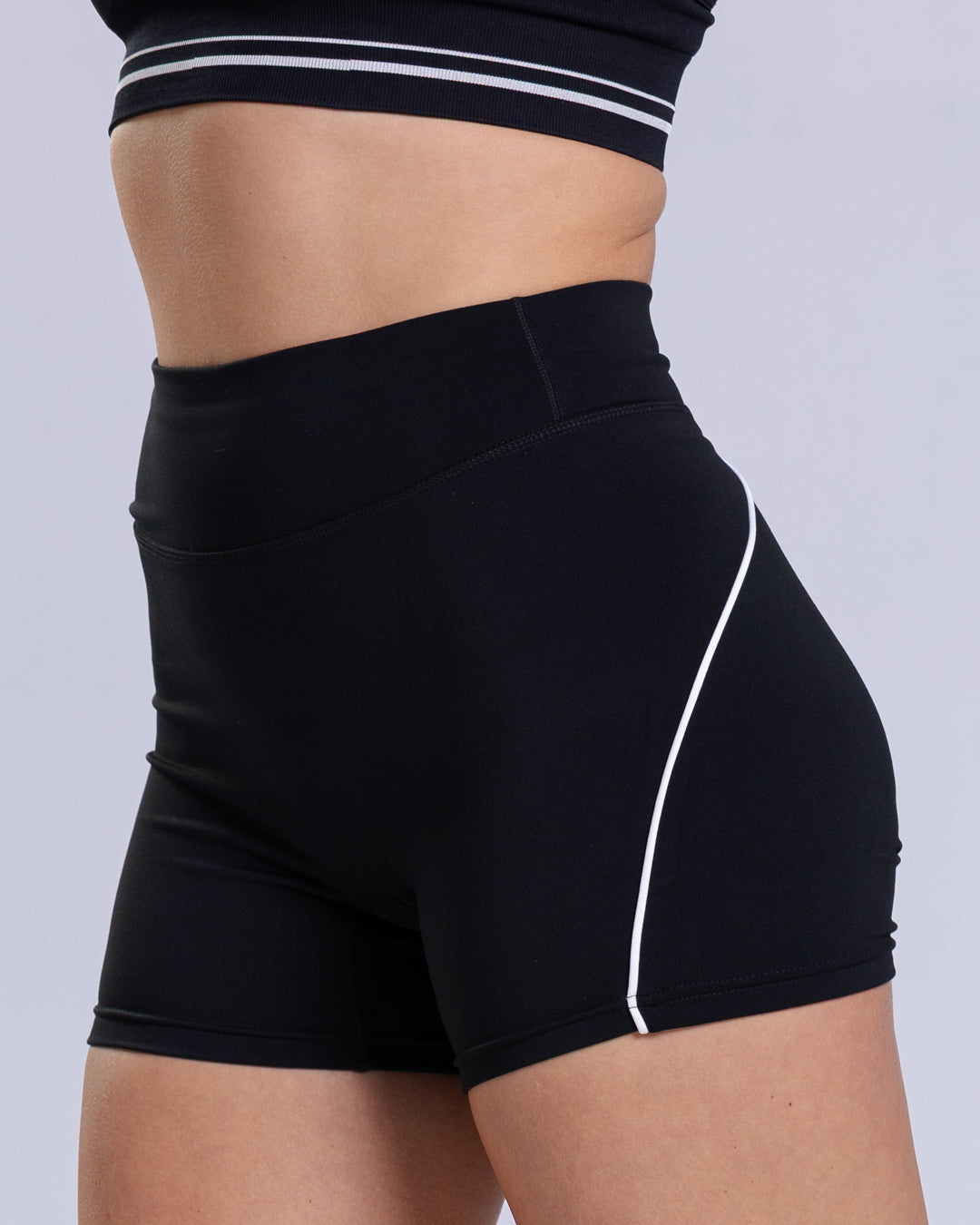 AirSculpt Midi 6" Short
