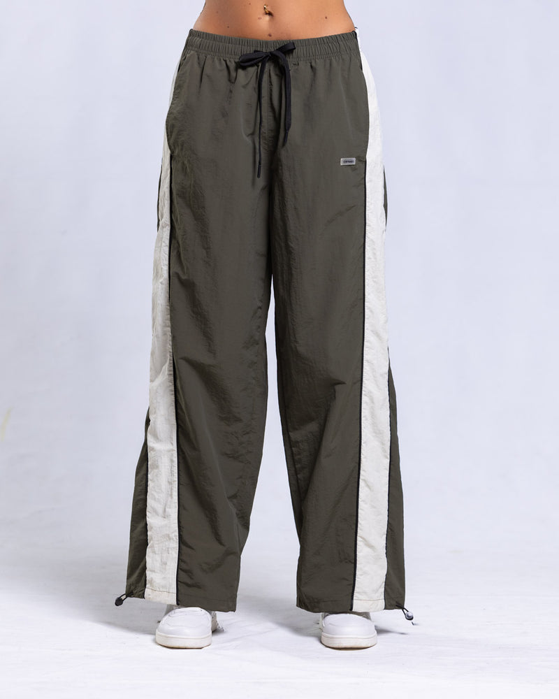 Paneltrack Wide Jogger