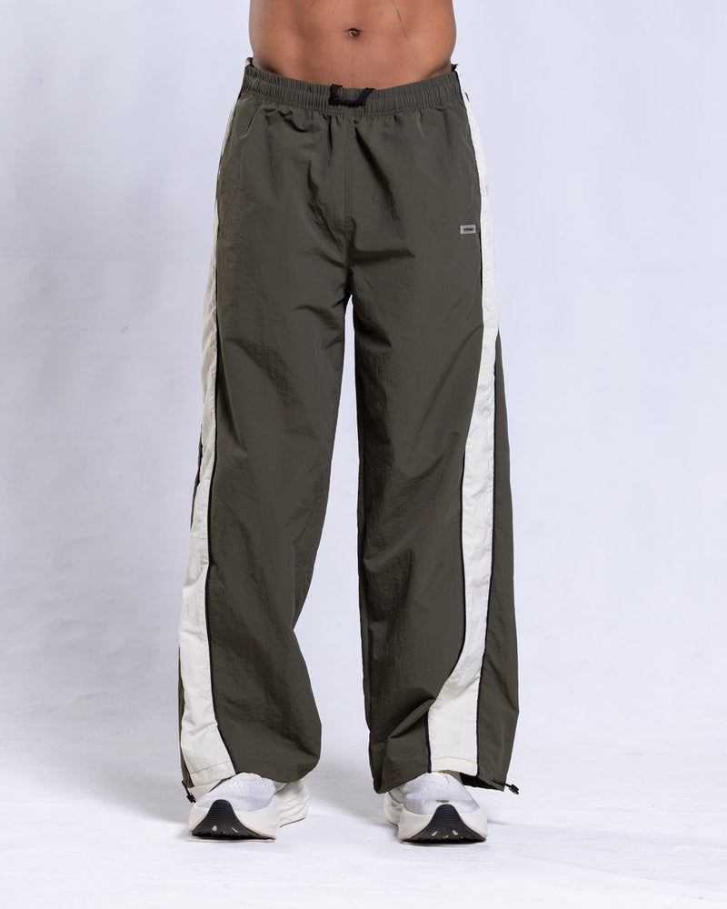 Paneltrack Wide Jogger