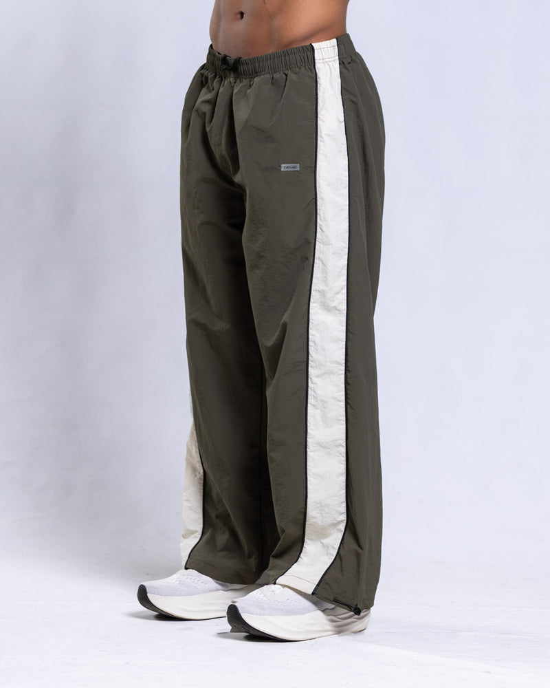 Paneltrack Wide Jogger