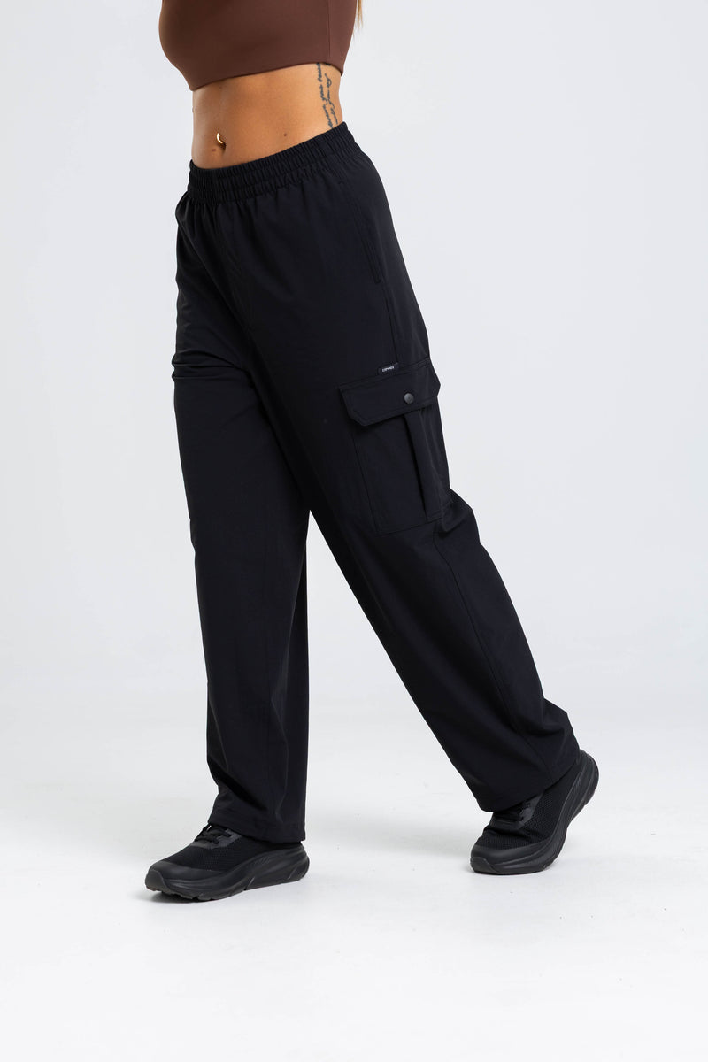 Nylon AirWave Cargo Pant