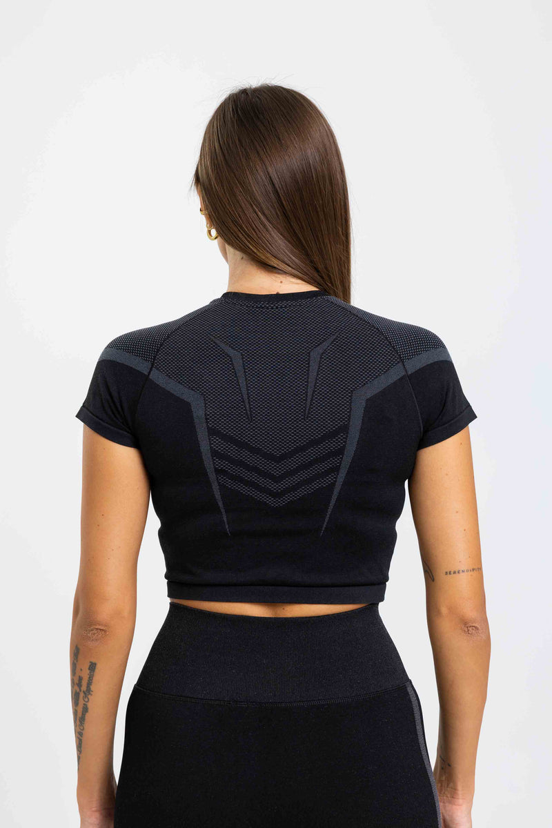 PHANTØM Compression Crop Top