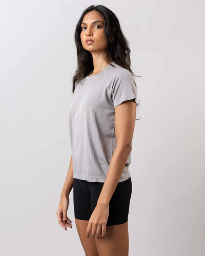 Women's Core Seamless Tee V2