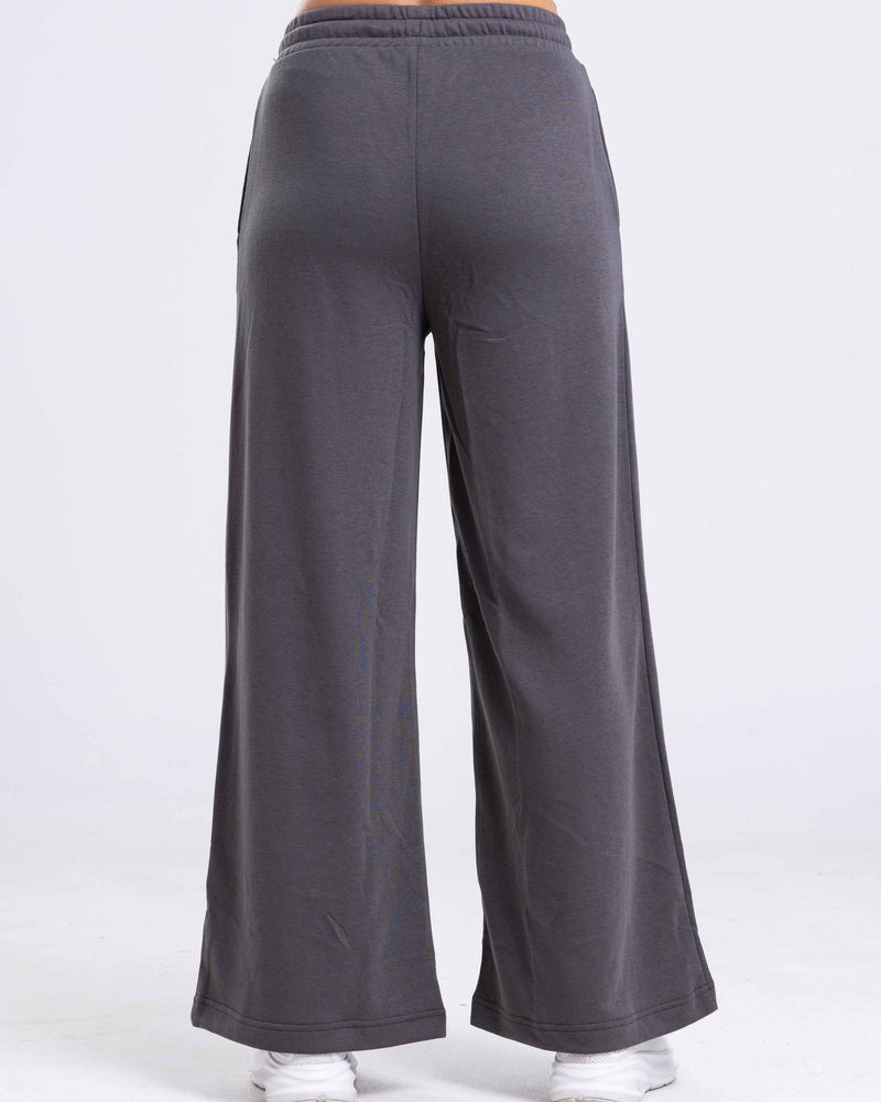 Signature Wide Leg Jogger