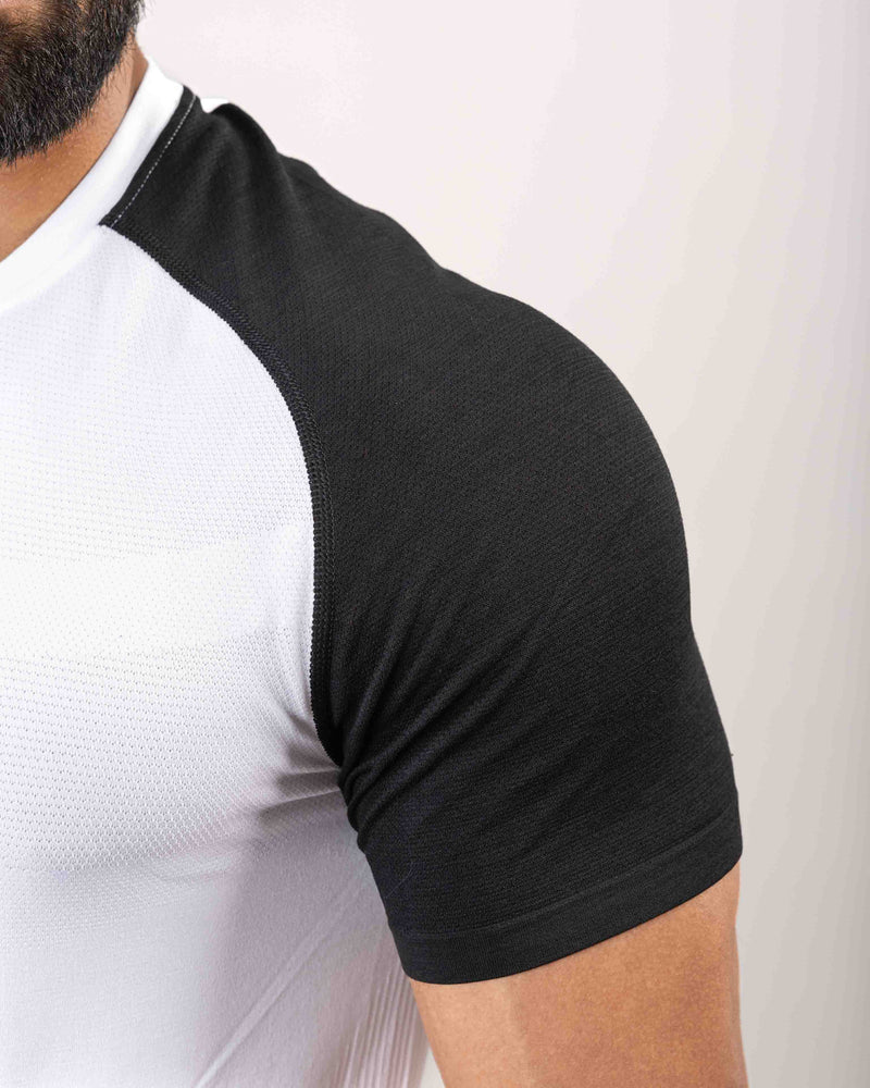 Classic Seamless Raglan Tee