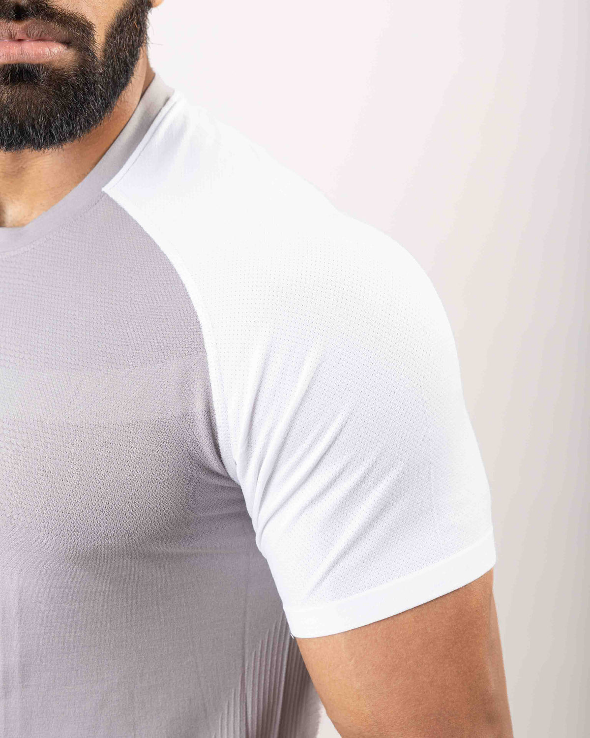 Classic Seamless Raglan Tee