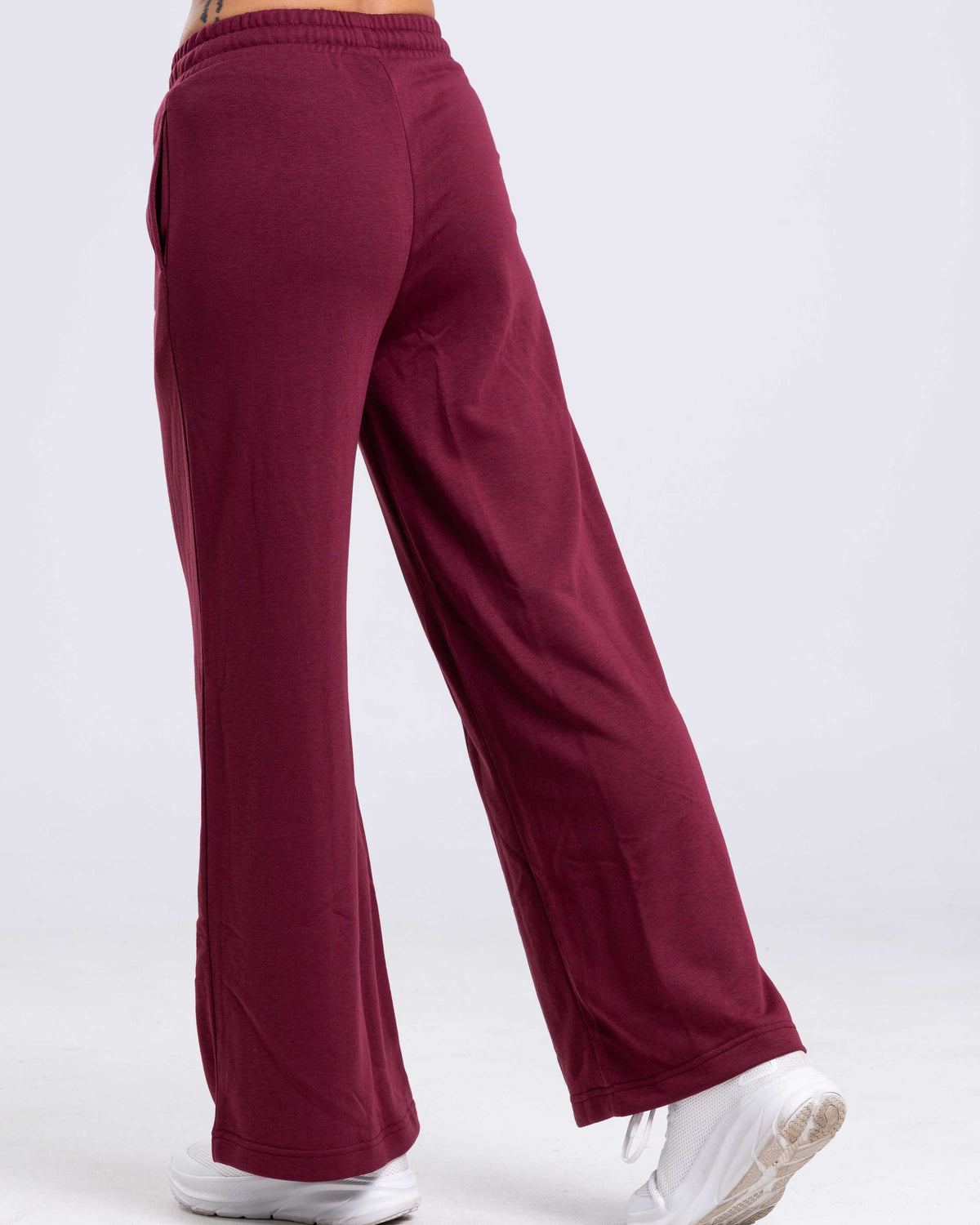 Signature Wide Leg Jogger