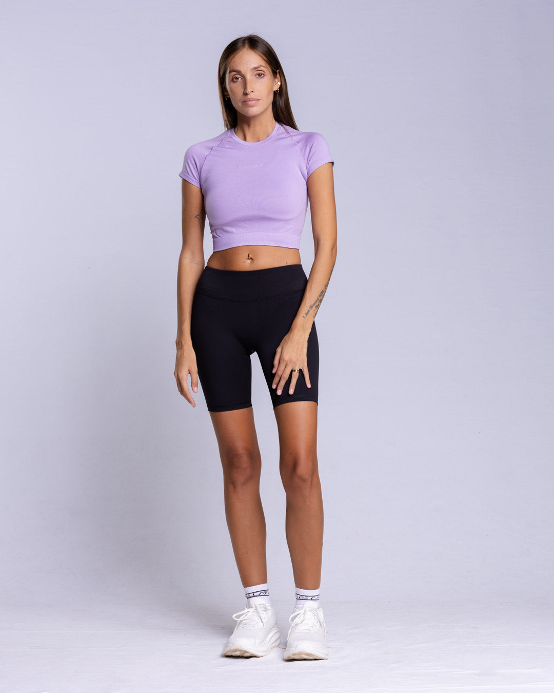 Core Seamless Crop