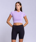 Core Seamless Crop