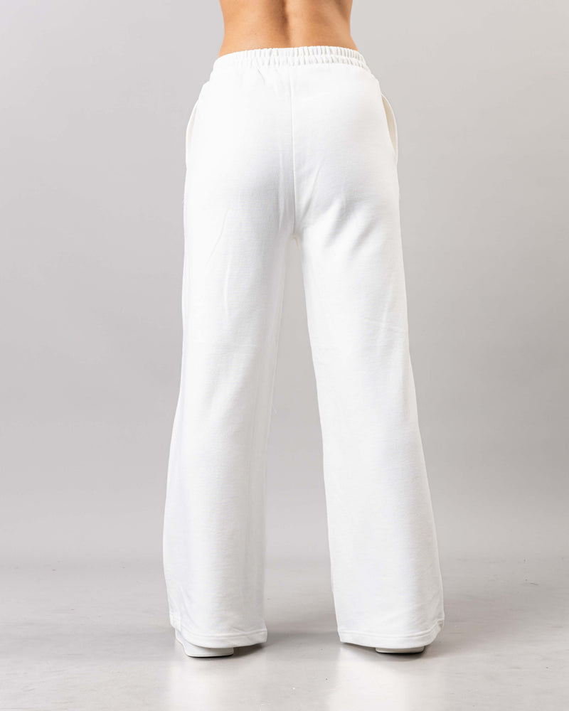 Globe Stride Wide Leg Pant