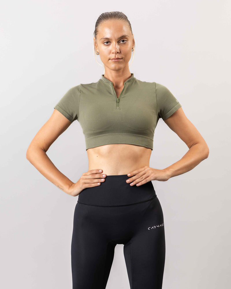 Seamless Essential Quarter Zipup Top