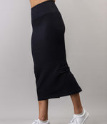 Classic Seamless 3/4 Skirt