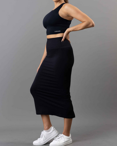 Classic Seamless 3/4 Skirt