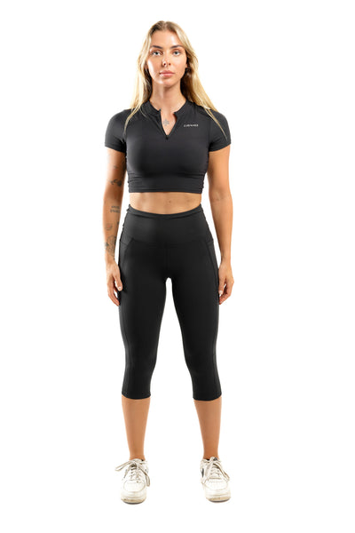 Essential Capri Pocket Legging