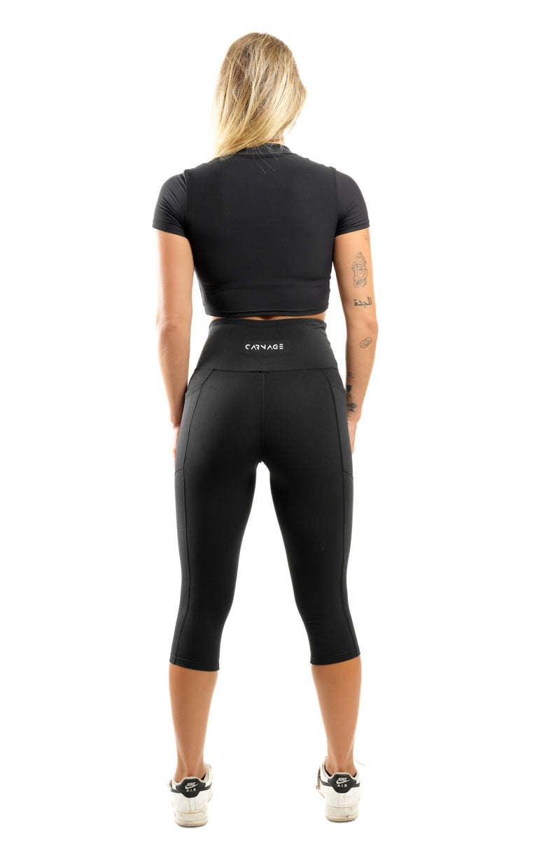 Essential Capri Pocket Legging